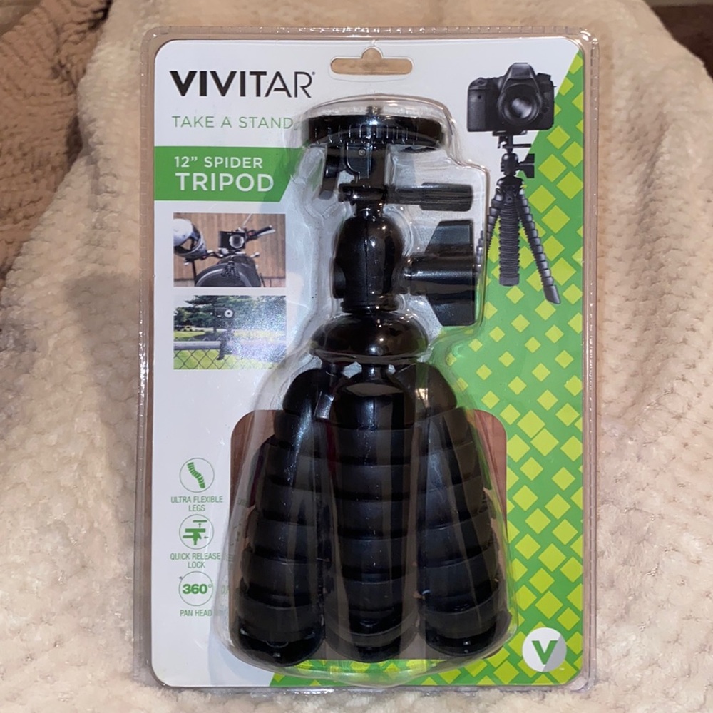 Brand new !!! Vivitar 12” spider tripod